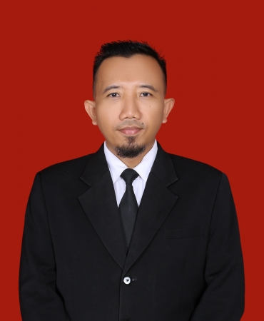 Ali Maksum, M.Pd