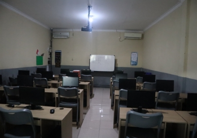 Ruang Komputer Primary
