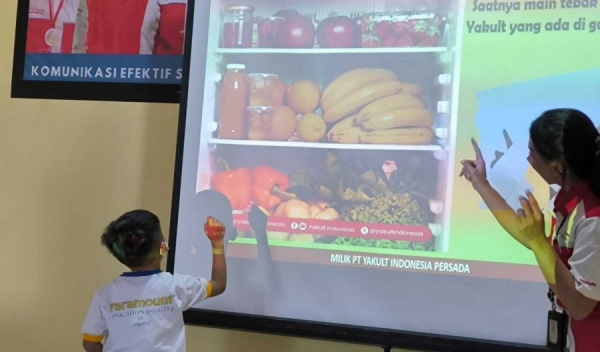 Kunjungan Edukasi KB & TK Paramount School ke PT. Yakult Indonesia Cabang Palembang